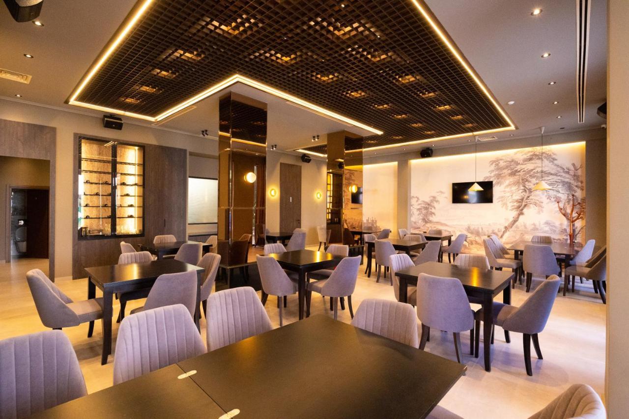 New Donantelo Hotel Vlore Bagian luar foto