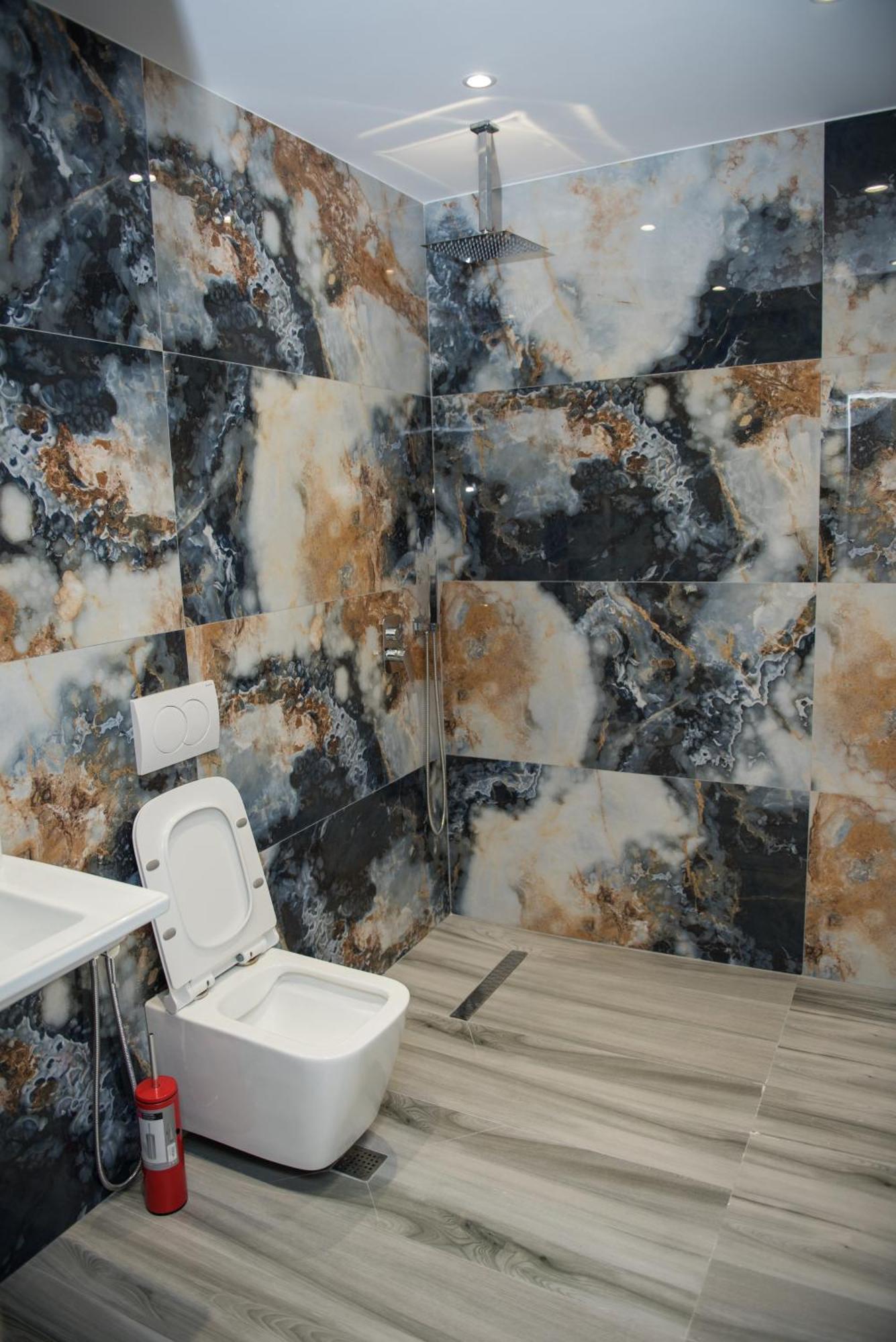 New Donantelo Hotel Vlore Bagian luar foto