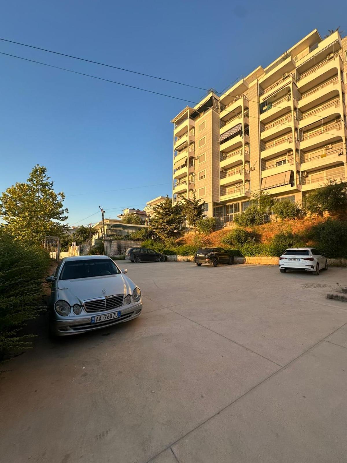 New Donantelo Hotel Vlore Bagian luar foto